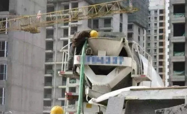 混凝土为什么禁止加水?加水的危害有什么?